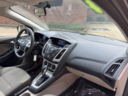 Used 2014 Ford Focus SE image 21