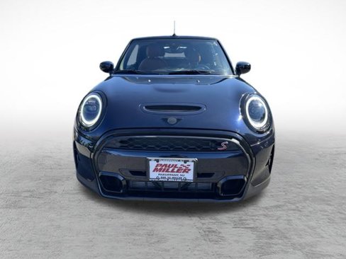 Used 2022 MINI Cooper S w/ Driver Assistance Package image 2