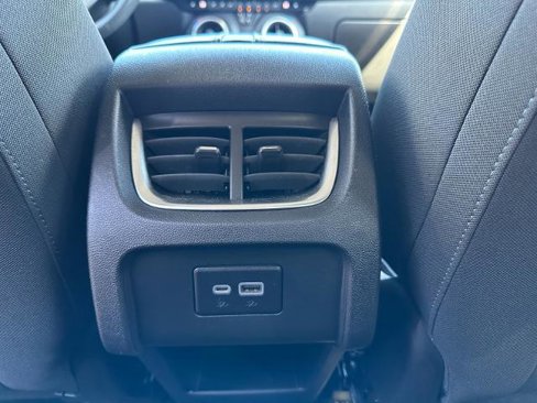 Used 2021 Chevrolet Blazer LT image 21
