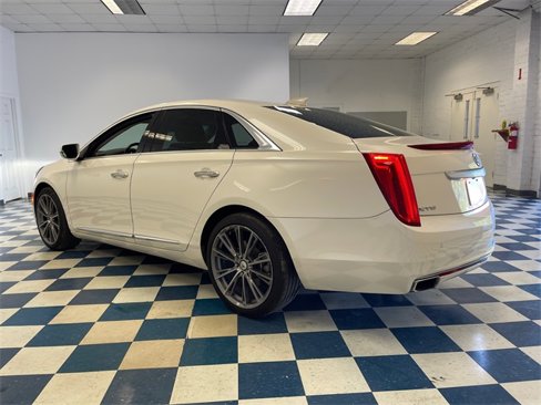 Used 2015 Cadillac XTS Premium image 9