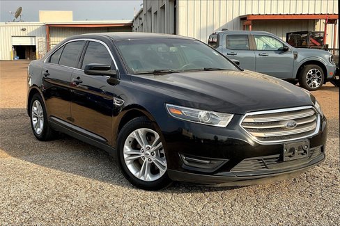 Used 2018 Ford Taurus SEL w/ Equipment Group 201A image 1