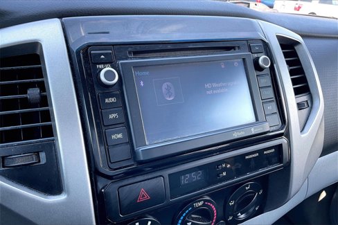 Used 2014 Toyota Tacoma PreRunner image 34