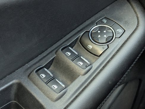 Used 2024 Ford Edge SEL image 28