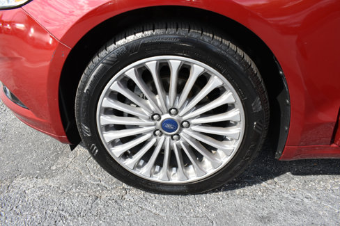 Used 2015 Ford Fusion Titanium image 36