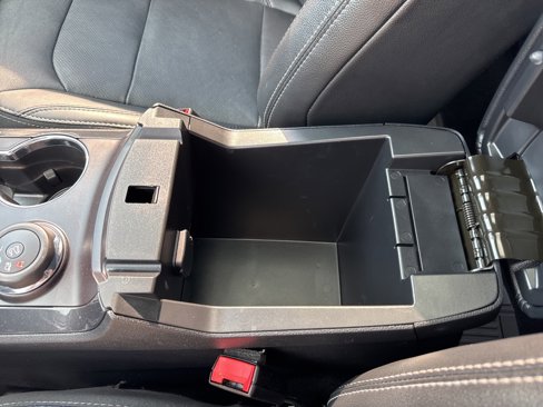 Used 2019 Ford Explorer Limited w/ Class III Trailer Tow Package image 48