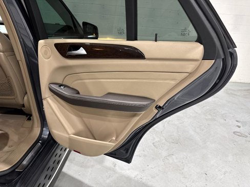 Used 2015 Mercedes-Benz ML 350 4MATIC image 62