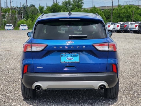 Used 2022 Ford Escape SEL image 5