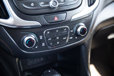 Used 2021 Chevrolet Equinox Premier w/ LPO, Floor Liner Package image 15