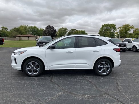 Used 2023 Ford Escape ST-Line w/ Tech Pack #1 image 2