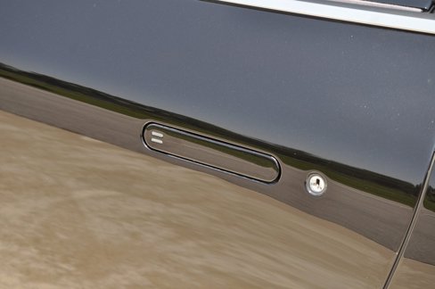 Used 2012 Aston Martin DB9 Volante image 15