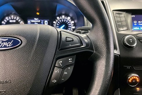 Used 2016 Ford Edge SE image 19