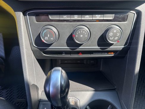 Certified 2021 Volkswagen Atlas S image 13