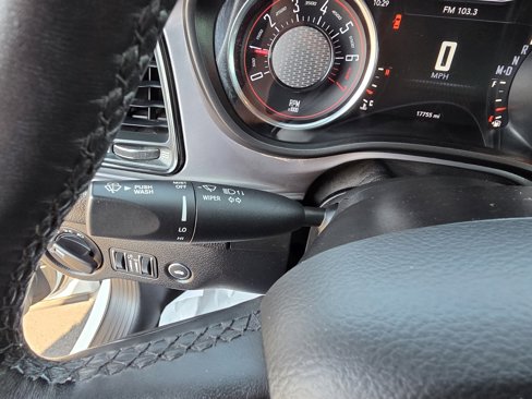 Used 2023 Dodge Challenger SXT image 17