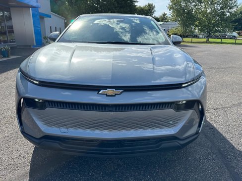 New 2025 Chevrolet Equinox EV LT w/ Comfort Package image 2