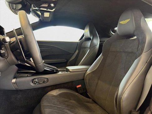 New 2025 Aston Martin V8 Vantage Coupe image 12