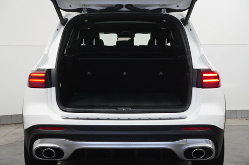 Used 2025 Mercedes-Benz GLB 35 AMG 4MATIC image 34