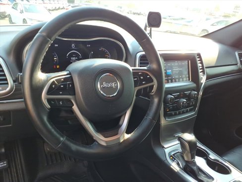 Used 2019 Jeep Grand Cherokee Limited image 10