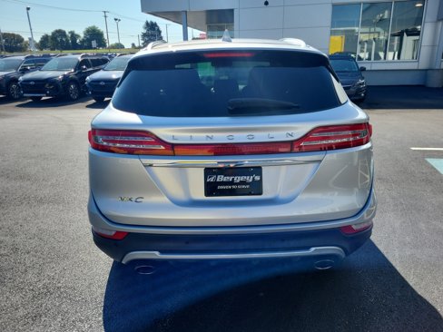 Used 2019 Lincoln MKC Select w/ Select Plus Package image 4