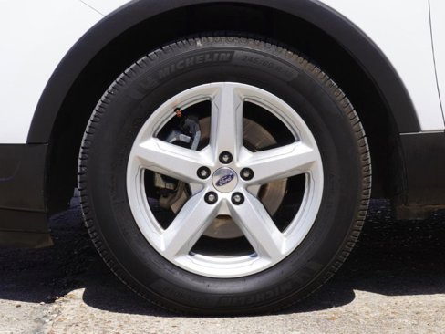 Used 2019 Ford Explorer FWD image 9