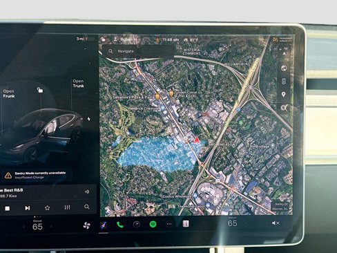 Used 2019 Tesla Model 3 image 12
