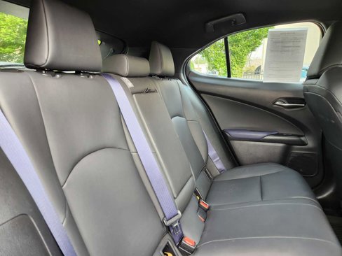 Used 2021 Lexus UX 250h w/ Premium Package image 15