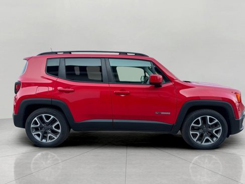Used 2018 Jeep Renegade Latitude w/ Advanced Technology Group image 13