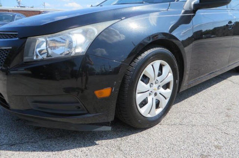 Used 2013 Chevrolet Cruze LS image 33