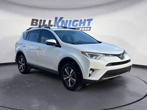 Used 2018 Toyota RAV4 XLE image 7