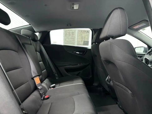 Used 2023 Chevrolet Malibu LT image 11
