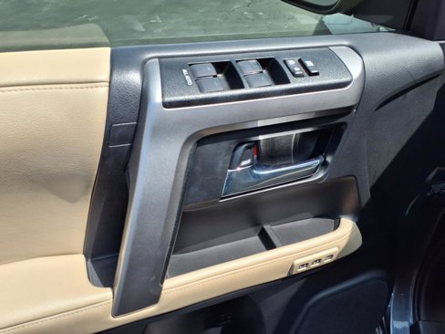Used 2022 Toyota 4Runner Limited image 15