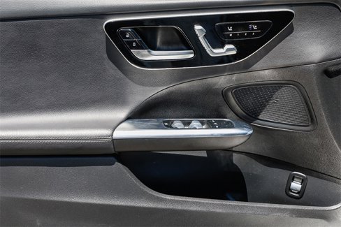 Used 2024 Mercedes-Benz C 300 Sedan image 21
