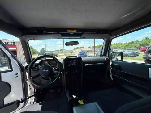 Used 2007 Jeep Wrangler Unlimited Sahara image 17