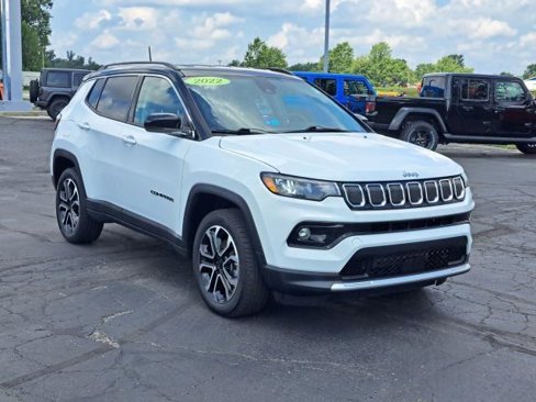 Used 2022 Jeep Compass Limited image 2