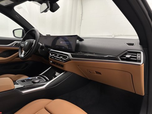 Used 2024 BMW i4 xDrive40i w/ Premium Package image 16