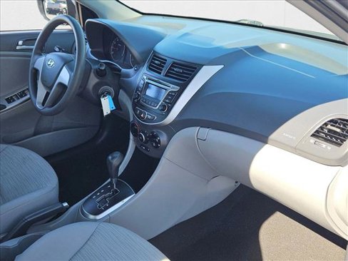 Used 2016 Hyundai Accent SE image 20