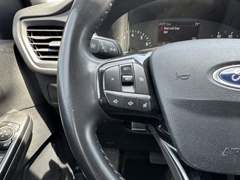 Used 2022 Ford Escape SE w/ Cold Weather Package image 19