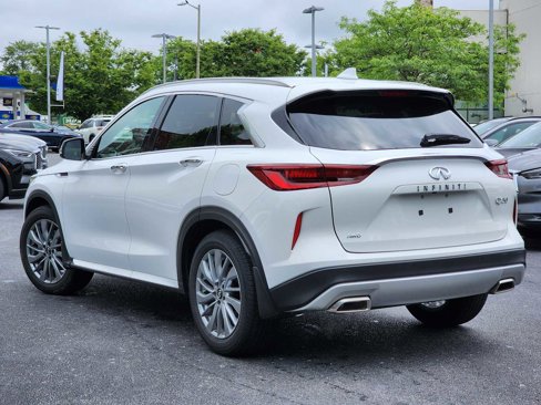 New 2025 INFINITI QX50 Luxe image 2