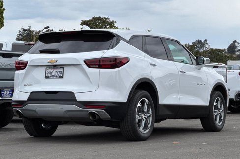 Used 2023 Chevrolet Blazer LT image 4