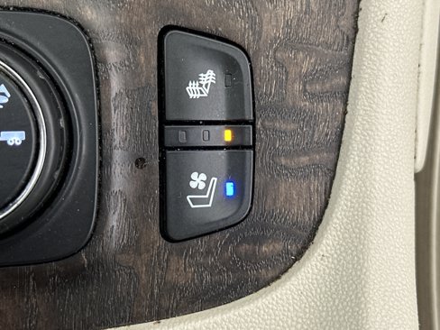 Used 2021 GMC Acadia Denali w/ Denali Ultimate Package image 36