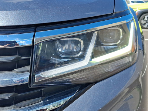 Used 2021 Volkswagen Atlas SE w/ Panoramic Sunroof Package image 9