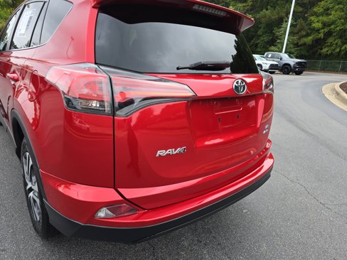 Used 2017 Toyota RAV4 LE image 32