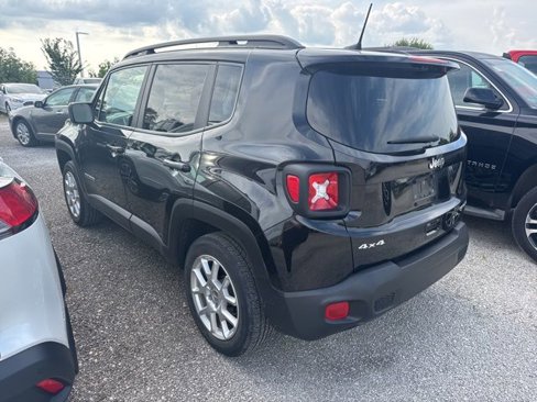 Used 2020 Jeep Renegade Sport w/ Sport Appearance Group image 3