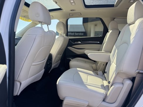 Used 2022 Buick Enclave Essence w/ Experience Buick Package image 10