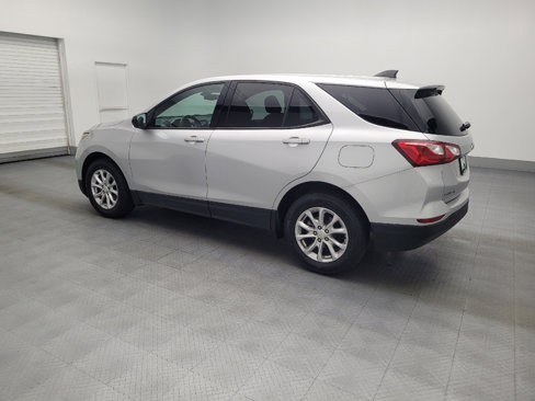 Used 2019 Chevrolet Equinox LS w/ LS Convenience Package image 3