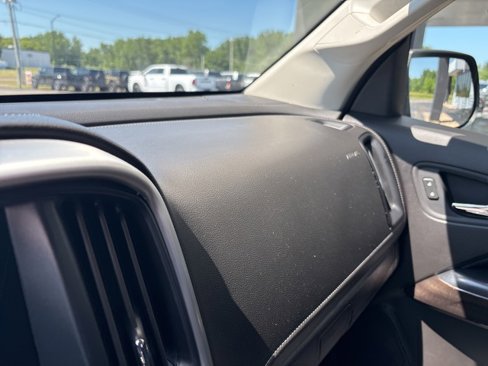 Used 2017 GMC Canyon SLE w/ SLE Convenience Package image 21