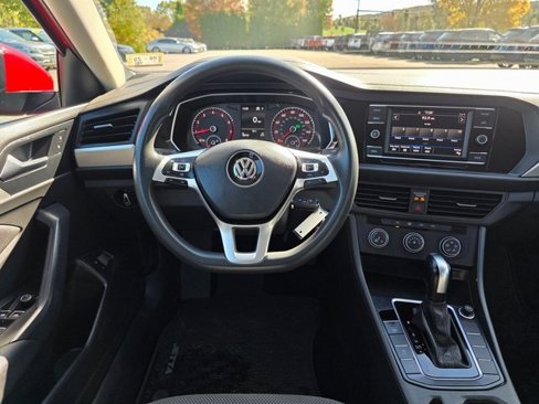 Used 2021 Volkswagen Jetta S image 19
