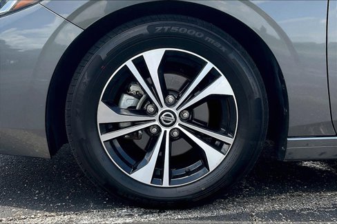 Used 2021 Nissan Sentra SV image 10