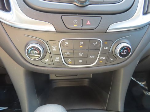 Used 2023 Chevrolet Equinox LT w/ Driver Convenience Package image 13