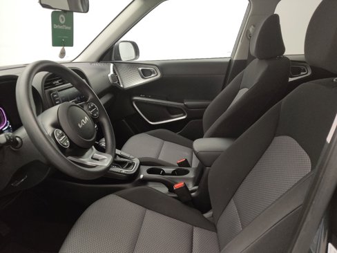 Used 2024 Kia Soul LX w/ Option Group 015 image 17