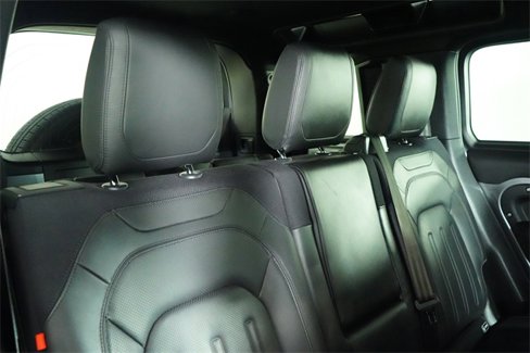 Used 2020 Land Rover Defender 110 X image 32